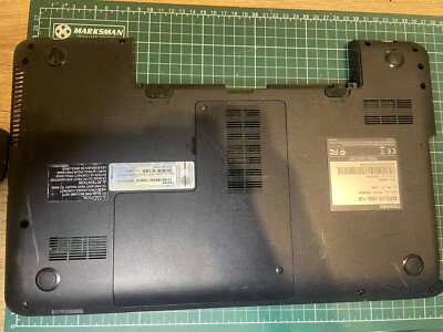 Toshiba Satellite C855D-16J SERIES Base Bottom Case Cover H000038470 G05