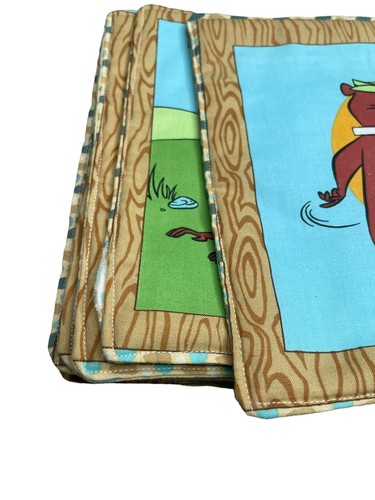 Handmade Yogi Bear & Boo Boo Soft Cloth Fabric children’s book 8” - Foto 7 di 9