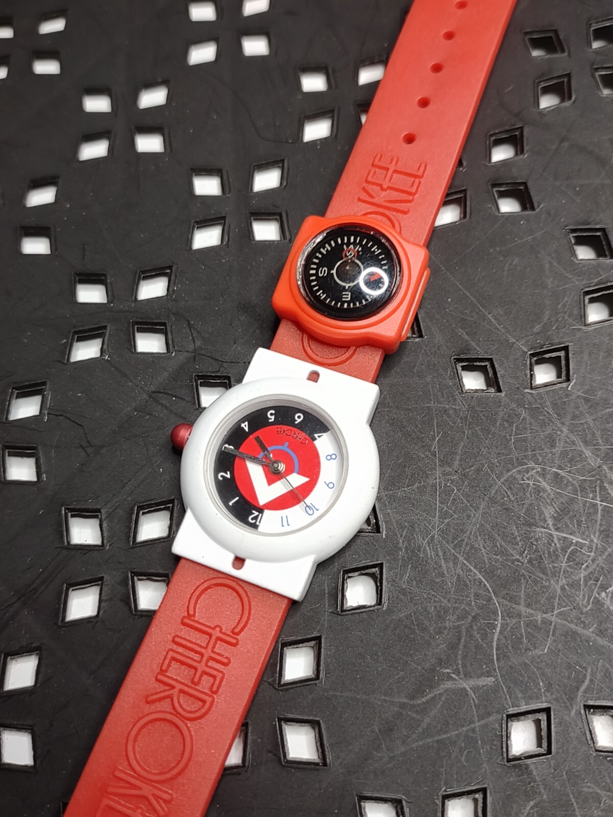 Untested Red Cherokee Compass Watch - image 2