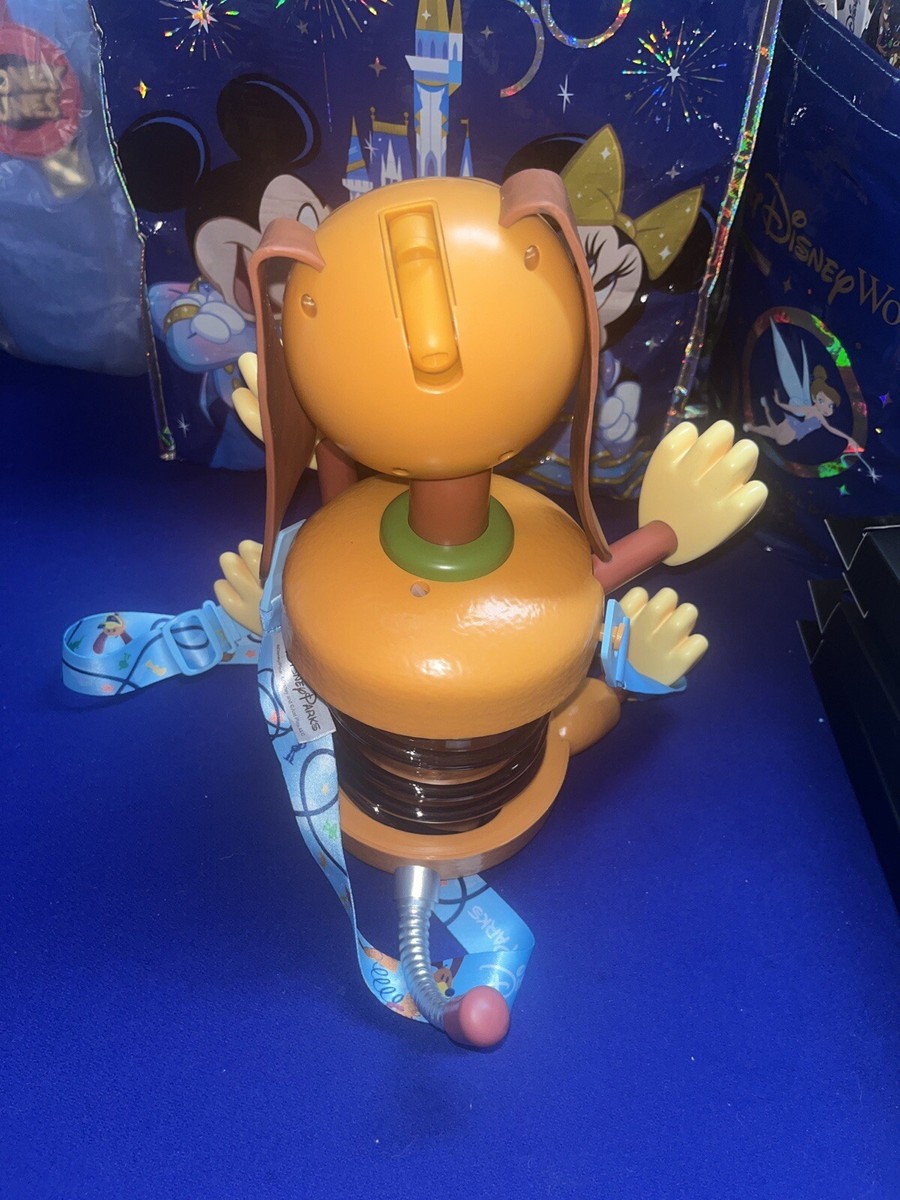2024 Disney Parks Pixar Fest Toy Story Slinky Dog Sipper  display picture 2
