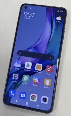 Xiaomi Mi 11 Lite 5G NE 128GB 8GB RAM Dual SIM entsperrt RISSIGE RÜCKSEITE
