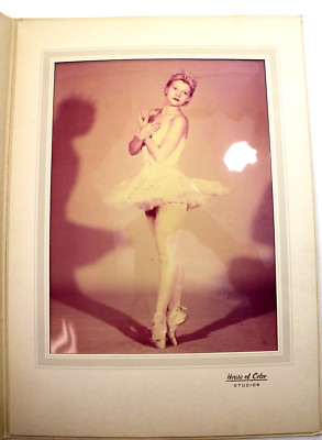 Patricia Wymore Actress early Color Photo of Her in-Dance Class 9x14 in matt
