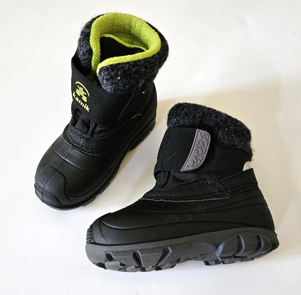 Botas de nieve Kamik para niños pequeños 9 negras/lima forradas de vellón BA1-36 Foto 3 de 4