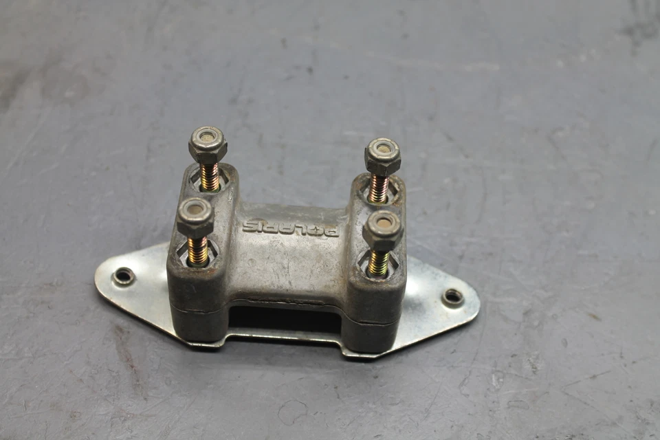 Polaris Trail Boss 250 1994 manillar abrazadera montaje 5630187-067 Foto 3 de 4