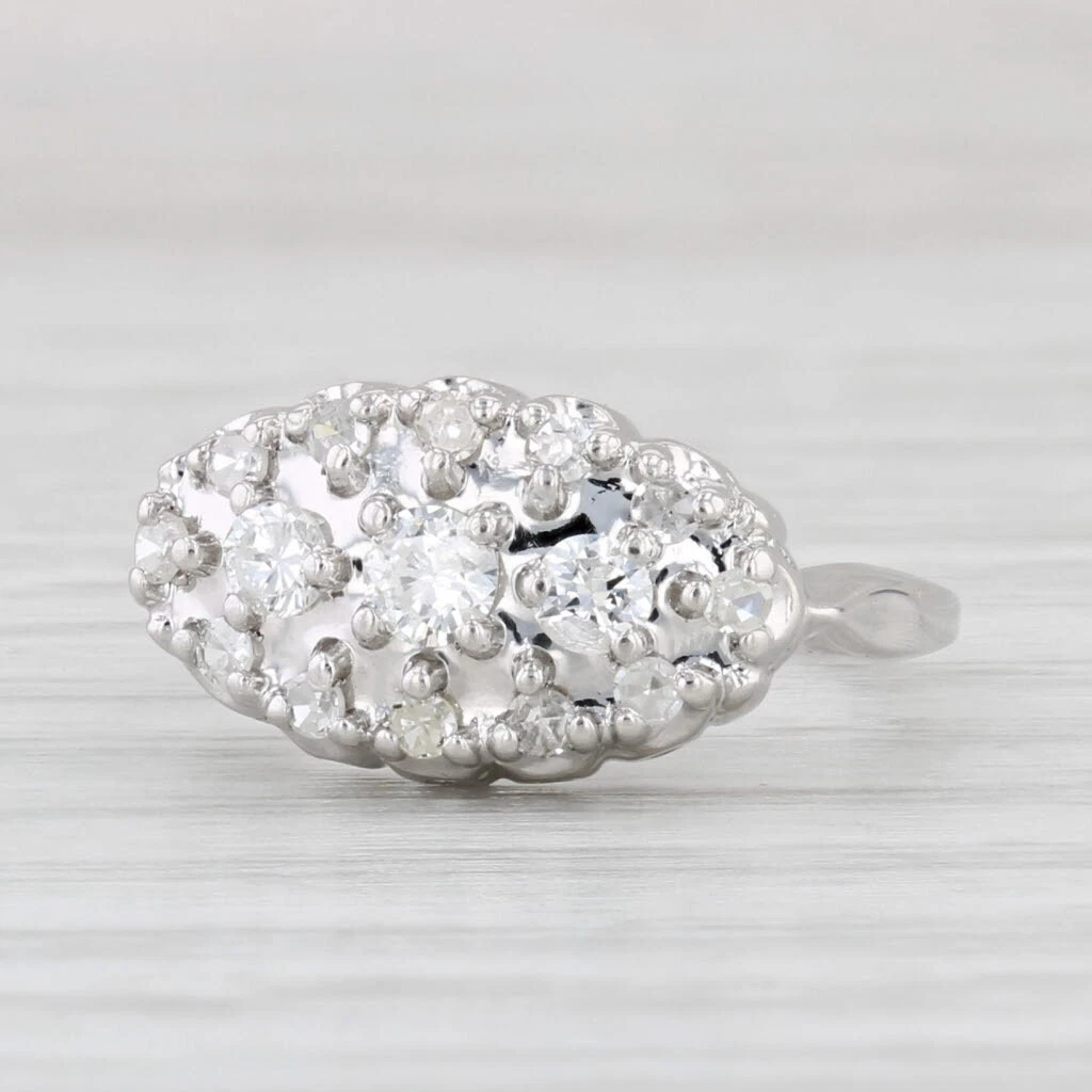 Vintage oval princess ring deals