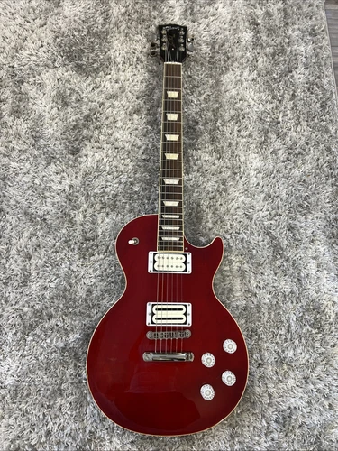 Gibson Les Paul Classic Electric Guitar - Translucent Cherry