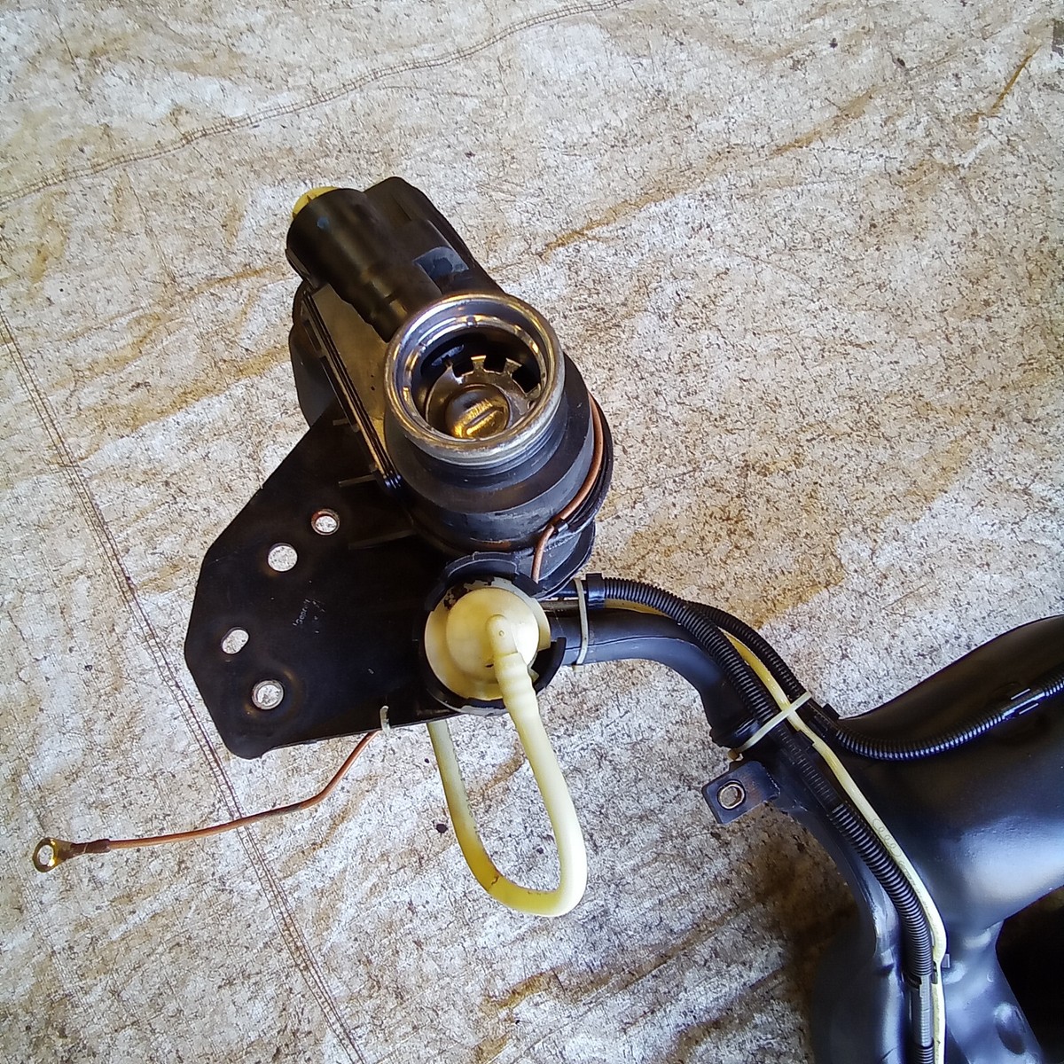 Audi TT Mk1 8N 1998-2006 Fuel Petrol Tank Assembly | eBay 