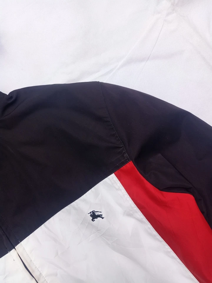 BURBERRY NYLON JACKET - Image 2 of 4