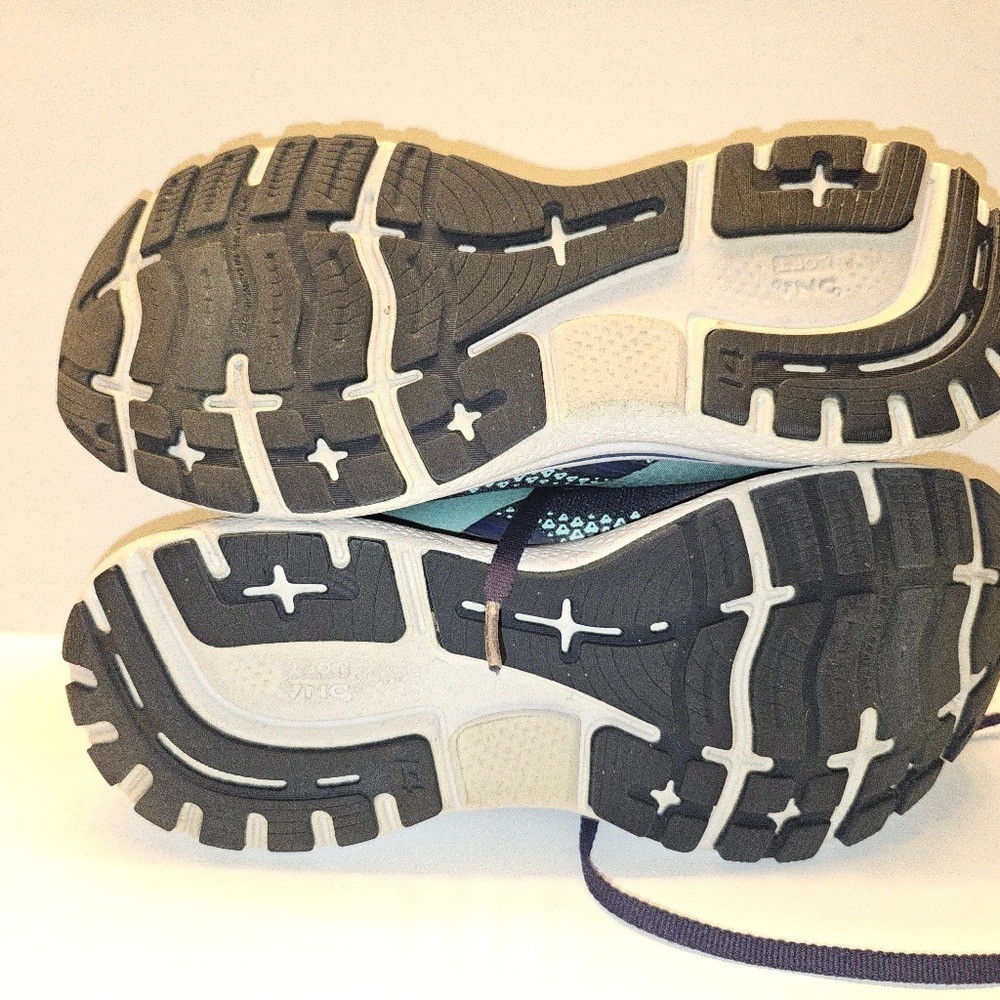 Brooks Women's Ghost 14 Athletic Shoes in Purple and Mint thumbnail 9