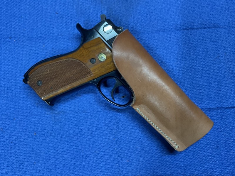 Speed Scabbard Holster For Smith And Wesson Model 39. Unbranded.