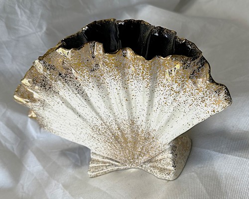 Hedi Schoop Gilded Gold & Beige Clam Shell Fan Vase