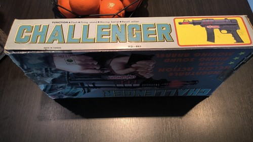 Vintage Wanda Challenger Kunststoff Spielzeug Weltraumpistole WD-891 Jäger grün Taiwan in Schachtel - Bild 7 von 8