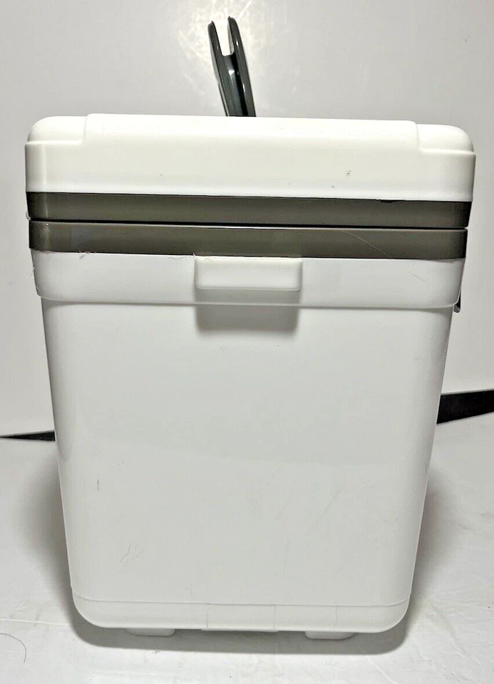 Engel UC7 7,5 qt a prueba de fugas hermético enfriador de caja seca y pequeña lonchera rígida Foto 2 de 4