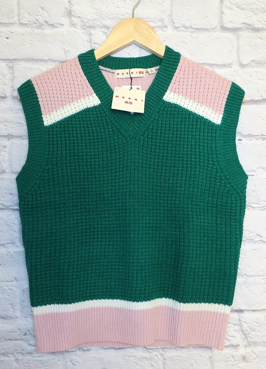 Uniqlo sweater store vest