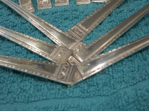 Lot/6 Each Silverplate Gumbo Spoons & Pastry Forks Elegant Unbranded Floral Urn - Picture 11 of 12