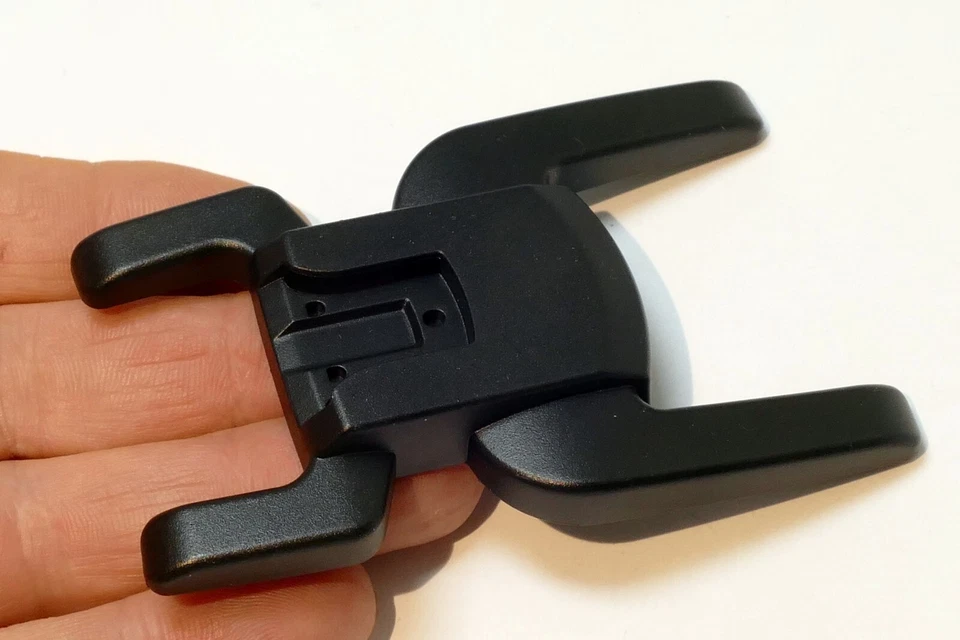 Godox Flash tripod stand adapter 1/4" screw - Image 3 of 3