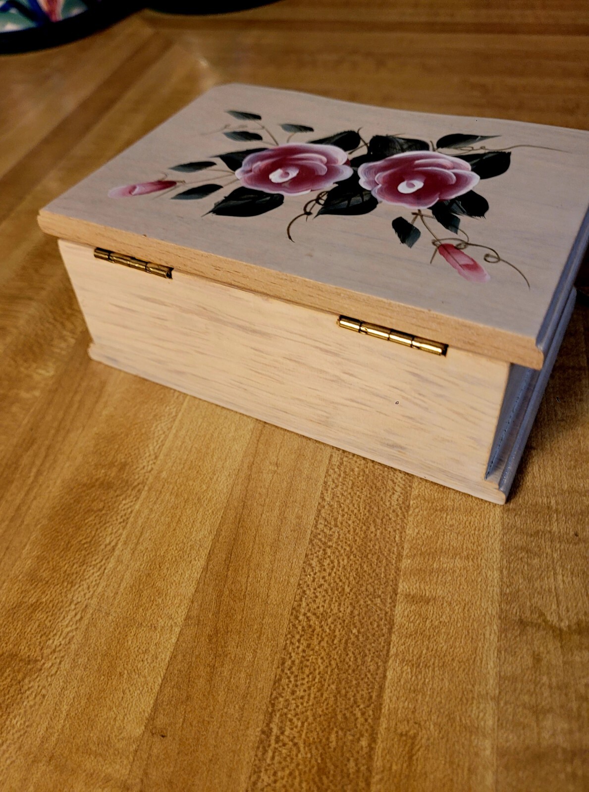 Vintage WhiteWashed Wooden Jewelry Box (Roses) 5" x 4" eBay