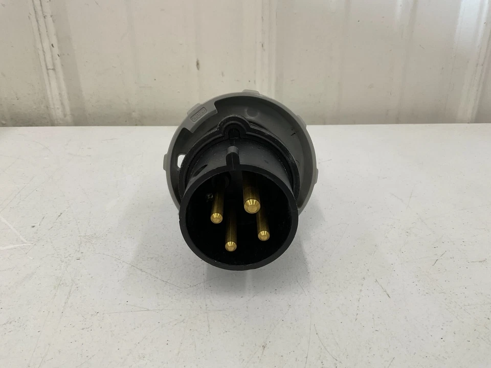 Hubbell - HBL430P5W Plug, 30A 600V IEC Grounding, 20 hp Horsepower Rating - Image 2 of 4