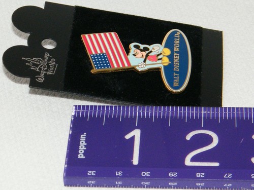 New Walt Disney World Mickey Mouse USA American Flag 2002 Collector /Trading Pin - Picture 6 of 6