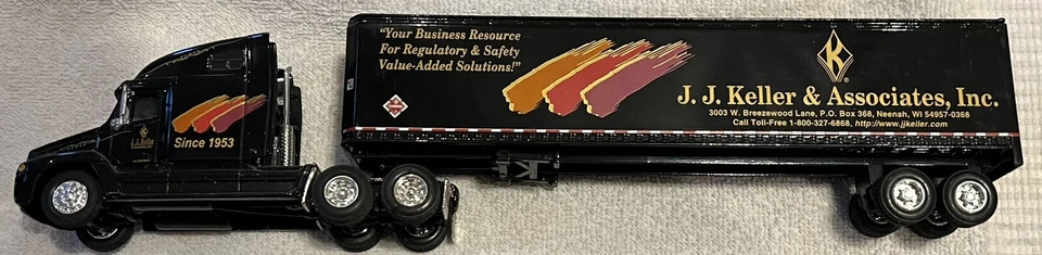 SpecCast Limited Edition Die Cast Collectible Metal Replica "Freightliner C120" - Image 3 of 4