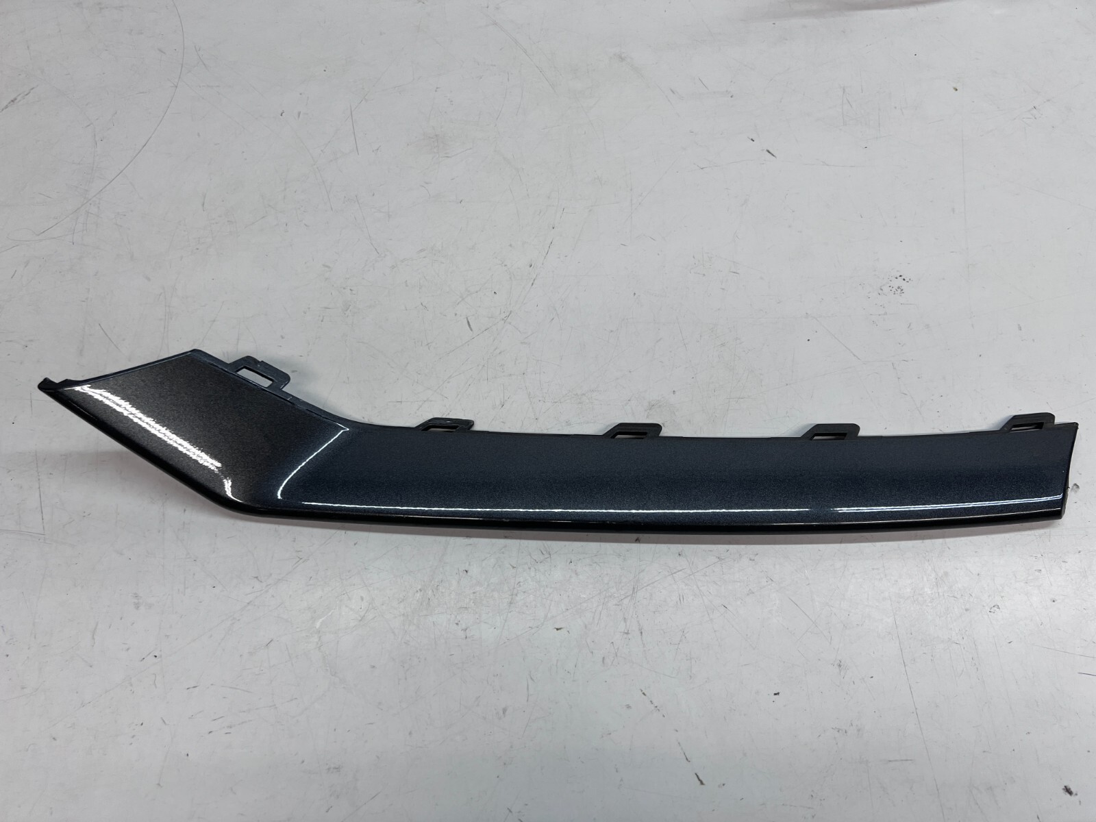 LAMBORGHINI URUS FRONT BUMPER SPOILER TRIM OEM 4ML807099