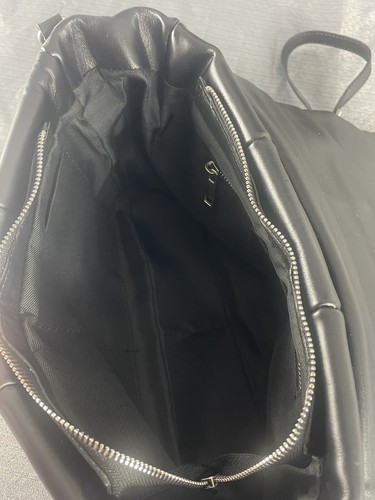 Isadora große Damen Handtasche gesteppt Schultertasche wandelbar Crossbody schwarz - Bild 17 von 21