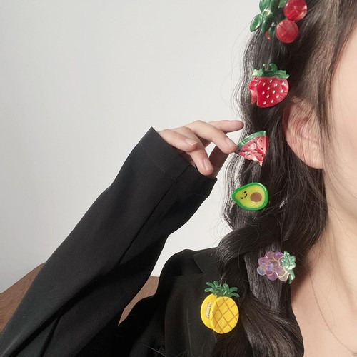 Mini Strawberry Hair ClipAcetate Hair ClawSmall Hair Clips for WomenPack of 2 - Picture 6 of 9