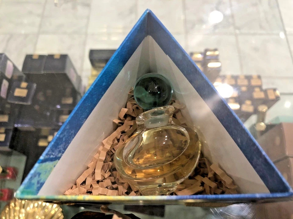 GIORGIO BEVERLY HILLS WINGS EXTRAORDINARY PERFUME 7.5 ML SPLASH - Image 2 of 2