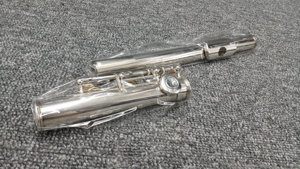 Yamaha フルート221SⅡ ほぼ未使用 SLIDE GREASE、布付き 2025年