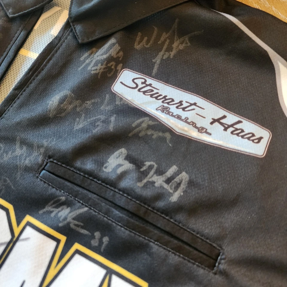VINTAGE US Army Polo Shirt Sz XL Stewart-Haas Racing MULTIPLE NASCAR AUTOGRAPHS - Image 3 of 4