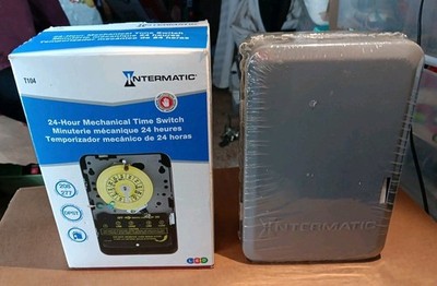 Intermatic T104 24 Hour Mechanical Time Switch 208-277VAC 40A Free Ship!