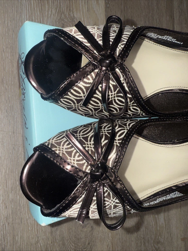 Life Stride Size 9.5M w/ box bow accent brown tones slip on peep toe cuban heel Foto 2 de 4