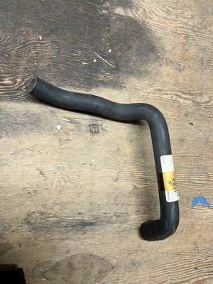 Mercedes W201 Hose From Engine To Heat Exchange 2018321294