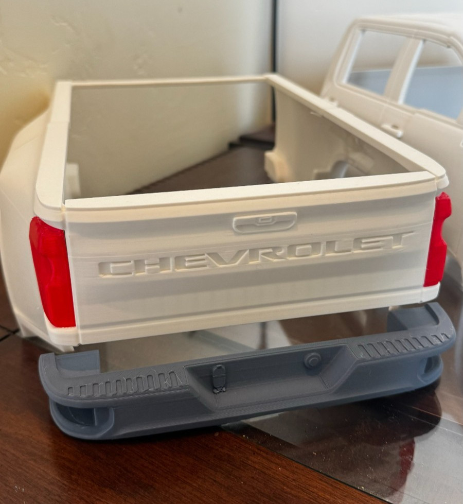3D Printed RC Body/Shell 2022 3500 Dually for CEN450 w/ interior kit