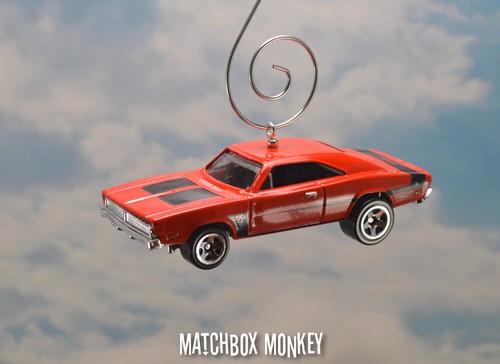 Vintage Style 1969 Dodge Charger 500 Custom Christmas Tree Ornament 1/64 Adorno - Picture 36 of 149