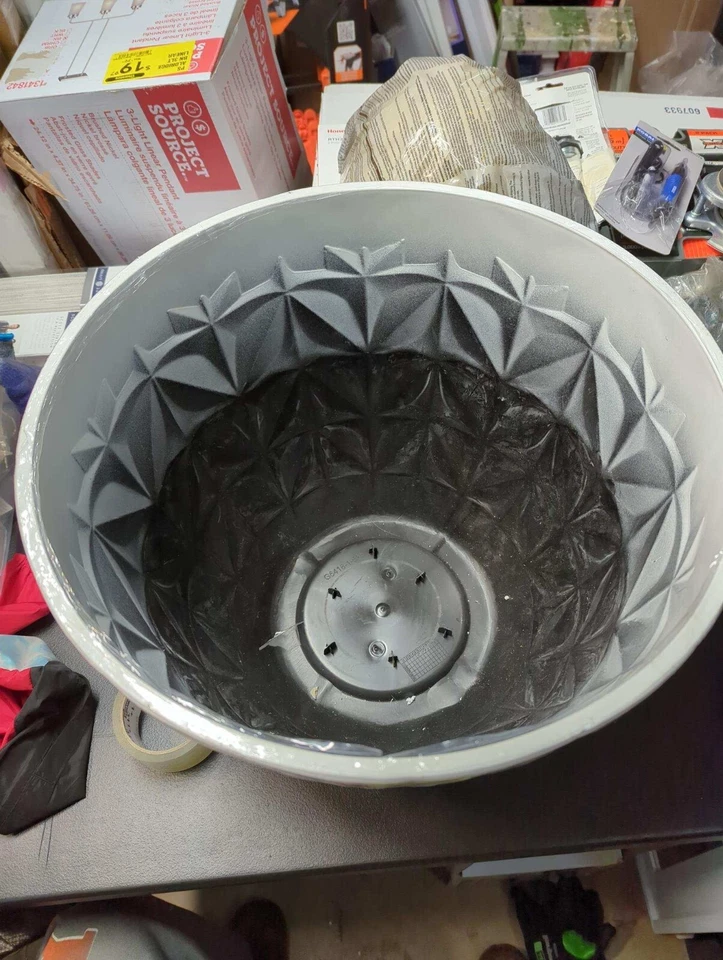 Allen + roth 11,46 дюйма x 9,65 дюйма белая резиновая сеялка с дренажными отверстиями - Изображение 2 из 4