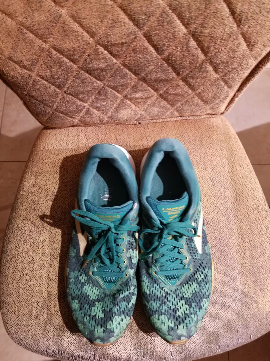 Launch 6 shamrock shoe sale