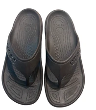 CROCS Classic Unisex Sandals Flip Flops M sz 8 W sz10 Brown