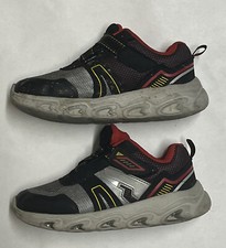 Athletic Works Boy's Athletics USA Youth Size 13 EUR 31 MEX 19.5 Slip On Silver