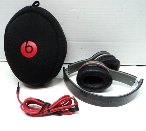 Beats by Dr Dre Solo HD Monster Wired On-Ear Headphone with Case, Cable, TESTED