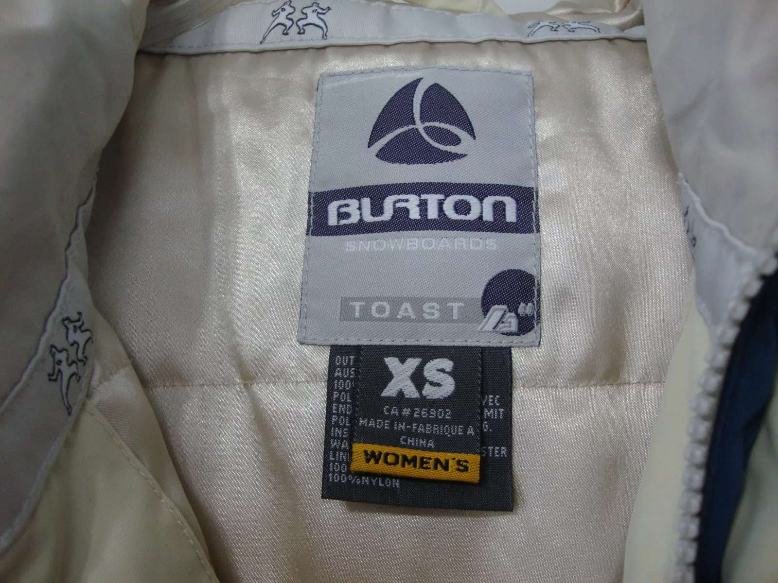 burton snowboard toast hood full zip used jacket