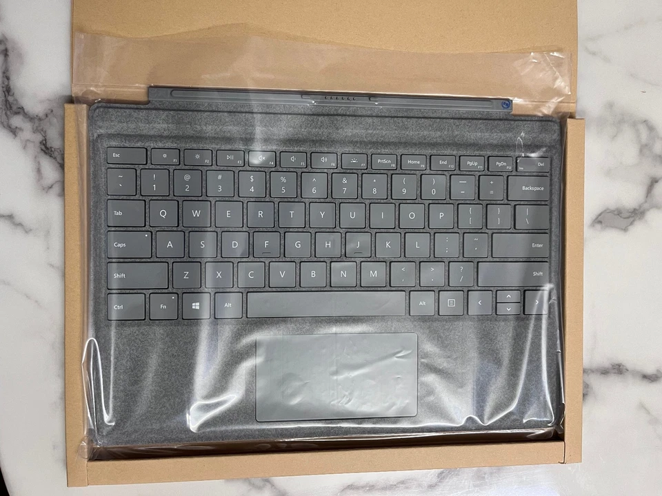 New Microsoft Surface Pro 1725 Magnetic Keyboard Black for Surface Pro7+/6/5/4/3 - Image 4 of 4