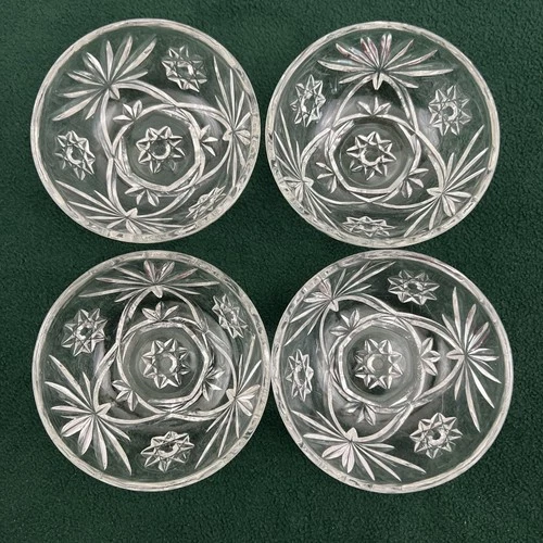 4 Vtg EAPC Star of David Berry Bowls Smooth Edge Early American Prescut Glass