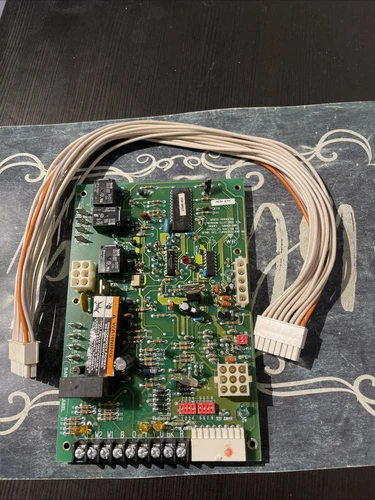 50a61-605 Trane White Rodgers Furnace Control Board C341033P01 Cnt02586 #E9