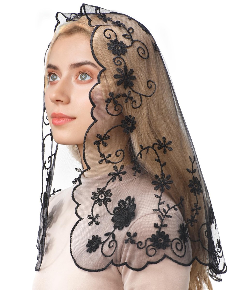 Vintage Black Lace Mantilla | Spanish Style Chapel Veil | Floral Scalloped Trian Antique Spanish Mantilla 260x80 Cm - 1940s Black Floral Lace  main image 3