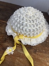 Vintage Youth Mid-Century HAT Bonnet White w Daisies Daisy Union Made