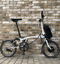 Brompton Electric White Mid 2 Speed (M2L) - Ex-Demo - VERY CHEAP GREAT DEAL!
