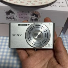 Sony Cyber-Shot DSC-W830 20.1MP 8x Optical Zoom Digital Camera Silver 90 NEW