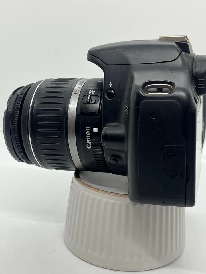 EOS 450D DSLR 12.2MP DSLR w/EF-S 18-55mm II Lens 5802 shots 4GB New Bag MINTY - Image 4 of 4