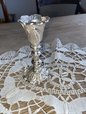 OMAS ALTER KLEINER VERSILBERTER KERZENHALTER/ KERZENSTÄNDER GEBRAUCHT